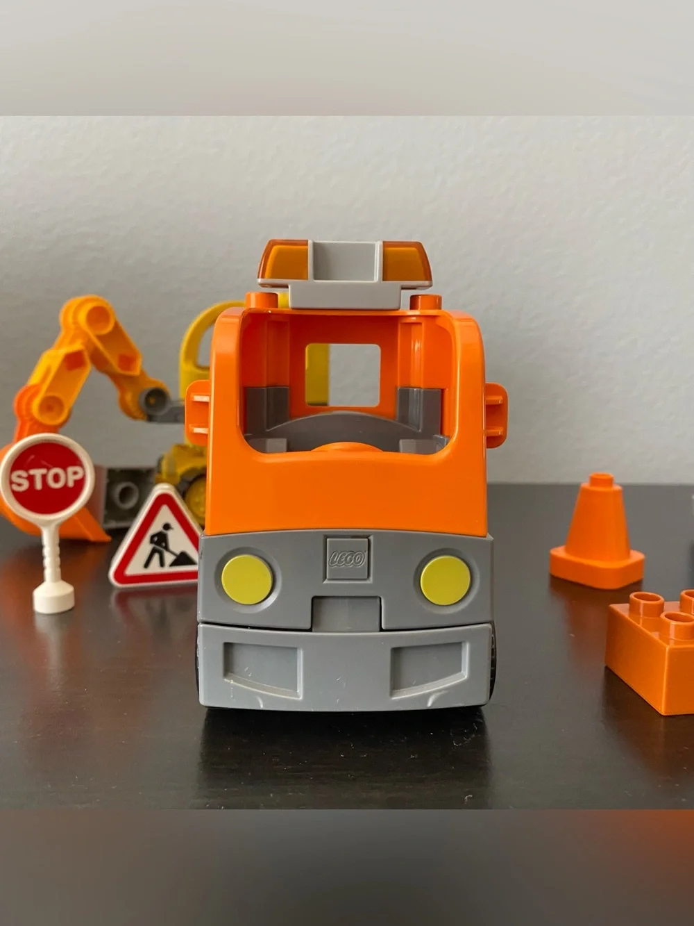 Lego Duplo Construction Truck & Figures Playset